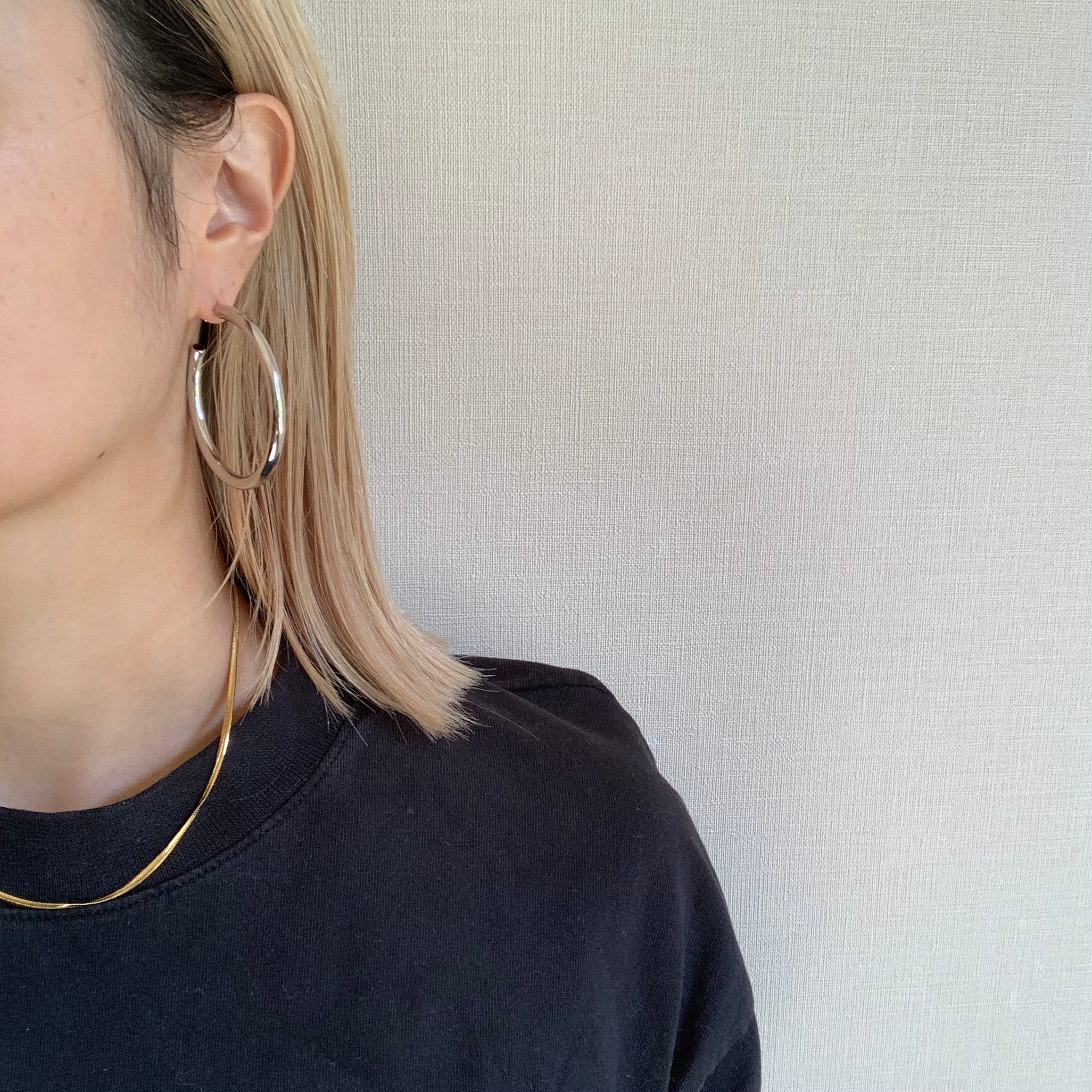 Simple hoop pierce