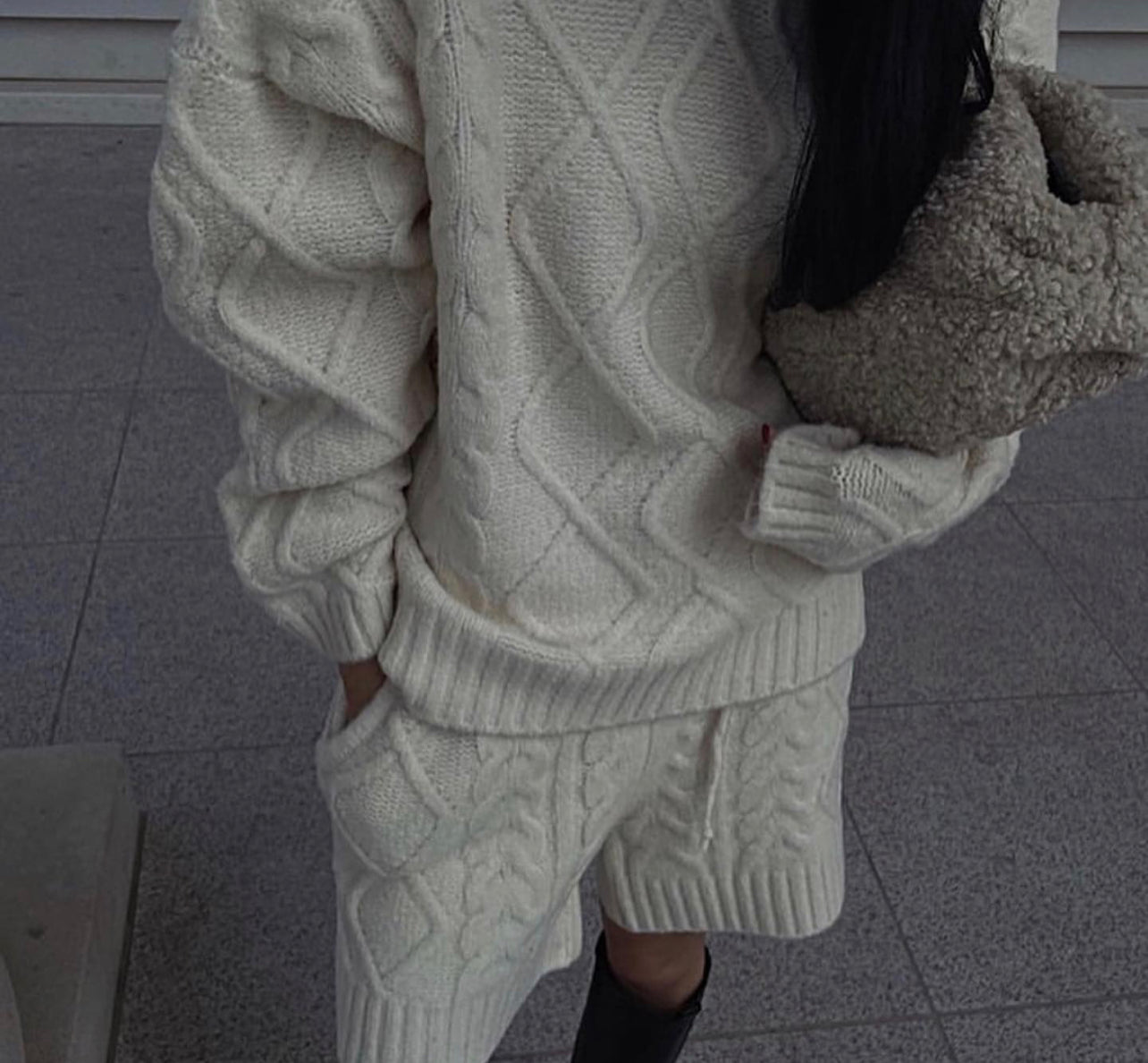 Cable knit setup